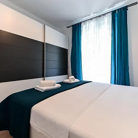 Newly Renovated Luce Apartman *