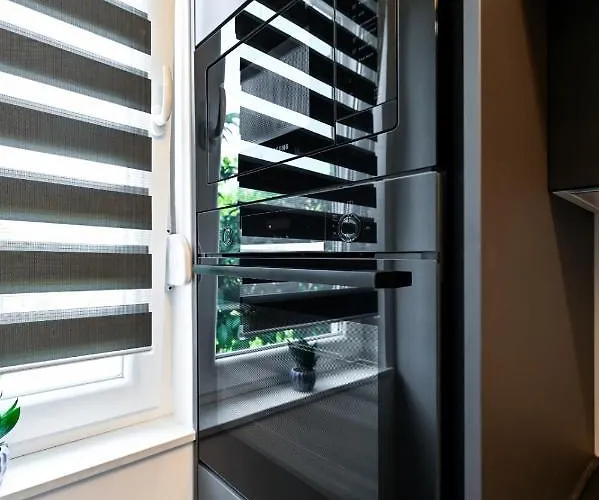 Newly Renovated Luce *